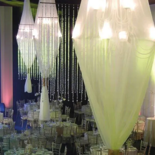 Decoración aérea evento real 20