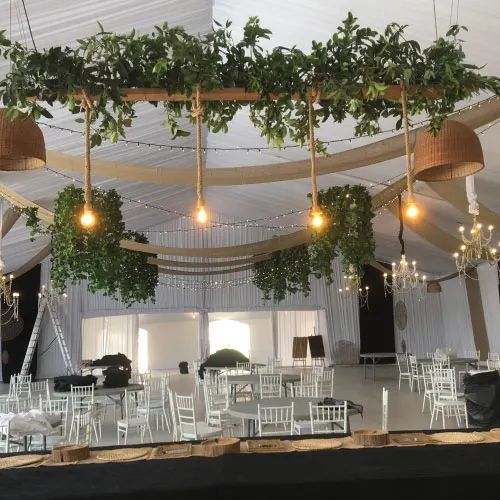 Decoración aérea evento real 7