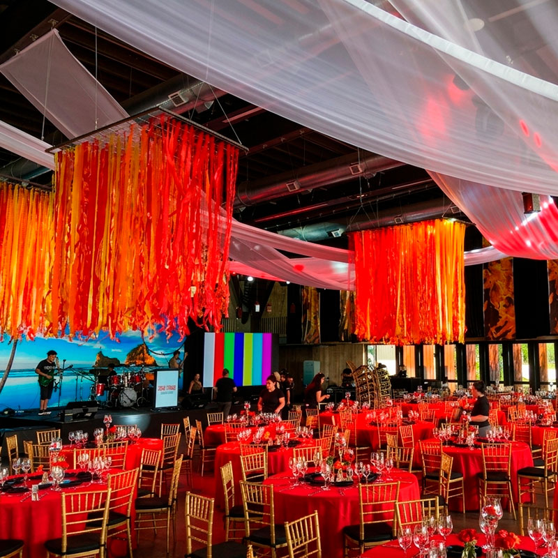 Decoración aérea para eventos corporativos y empresariales