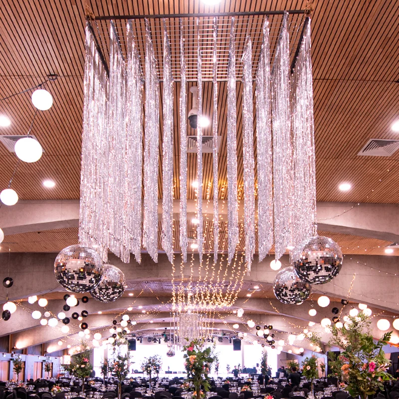 Decoración disco aérea con bolas espejo